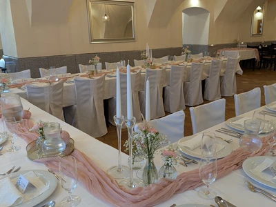 Svatební tabule v Banketním salonku